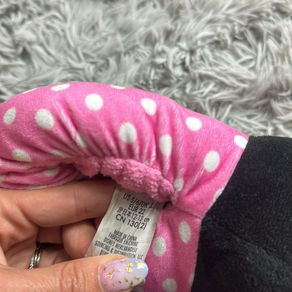 Disney Minnie Mouse pink toddler slippers size 5/6